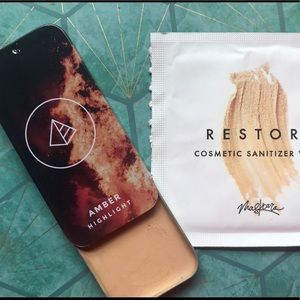 Maskcara Beauty Amber highlight